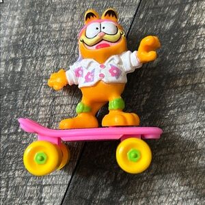 Garfield with skateboard 1988 McDonalds Happy Meal Kids Toy